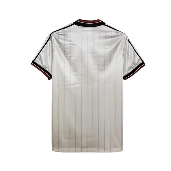 Manchester United Alternativa 83/84