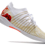 Chuteira Futsal Puma Future Z 1.3 IC Branca e Rosa "Liberty"