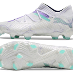 Chuteira Campo Puma Future 7 FG Branca, Verde e Roxo "Brilliance Pack"