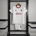 Manchester United 23/24 Kit Criança