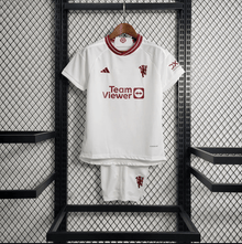 Manchester United 23/24 Kit Criança