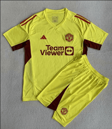 Manchester United 23/24 Kit Criança