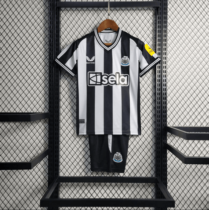 Newcastle 23/24 Kit Criança Principal