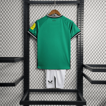 Newcastle 23/24 Kit Criança