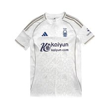 Nottingham Forest Alternativa 25/26