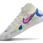 Chuteira Futsal Nike Phantom Luna Elite IC Branca, Azul e Rosa "Rainbow Pack"