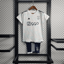 Ajax 23/24 Kit Criança
