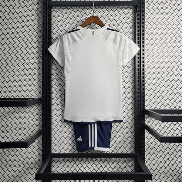 Ajax 23/24 Kit Criança