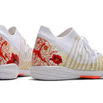 Chuteira Futsal Puma Future Z 1.3 IC Branca e Rosa "Liberty"