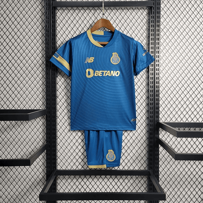 Porto 23/24 Kit Criança